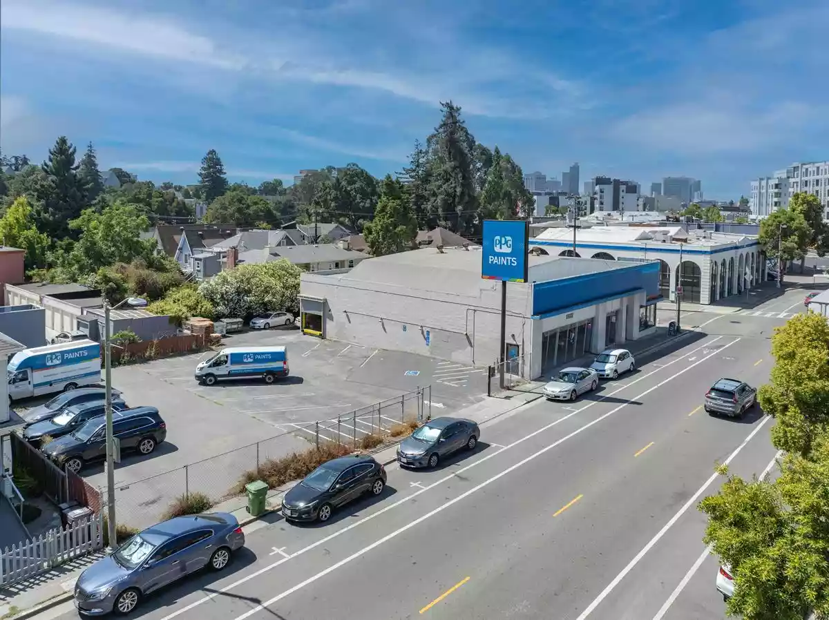 Piedmont Avenue, CA